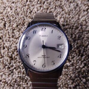 Timex Vtg Quartz Watch Base Metal Bezel Water Resistant Stainless Steel T28